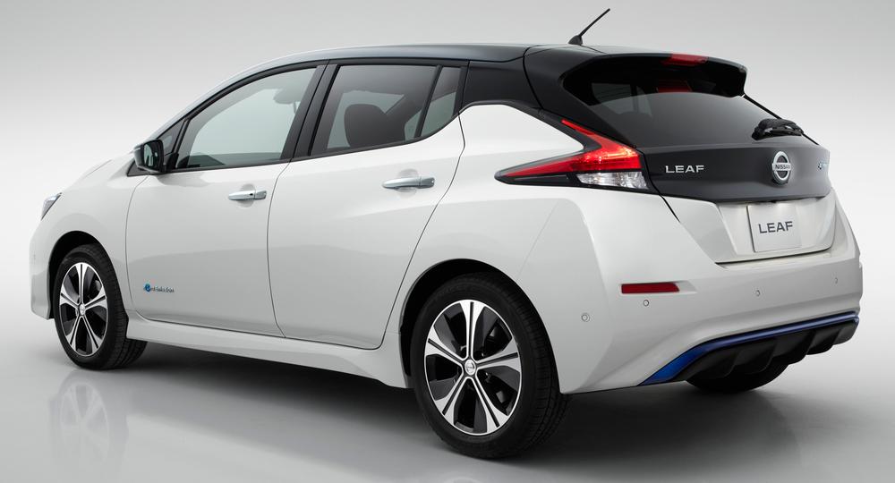 New Nissan Leaf photo: Back view